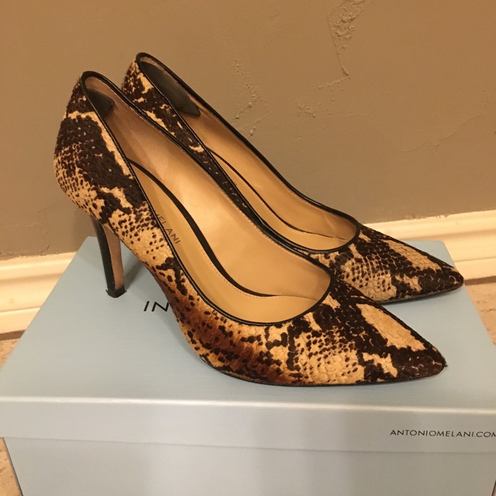 Antonio Melani pump
